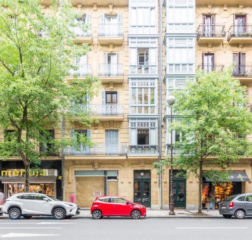 Apartamentos Bellas Artes — 4-Star Luxury Hotel in San Sebastian, Spain