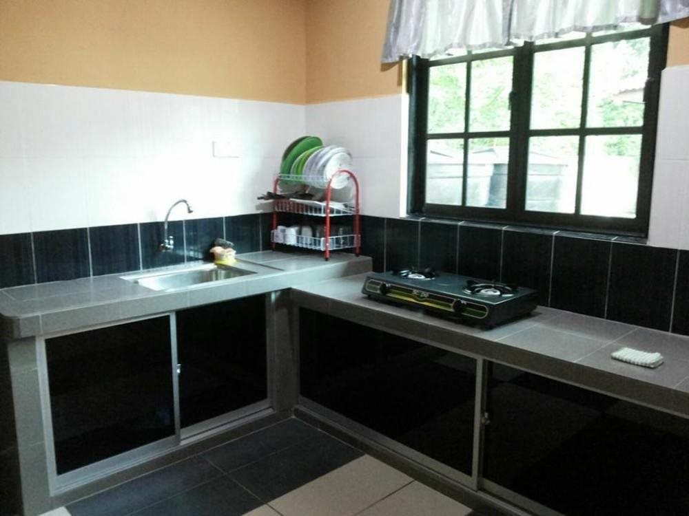 Palma Beach Resort - carbon neutral hotel in Lumut