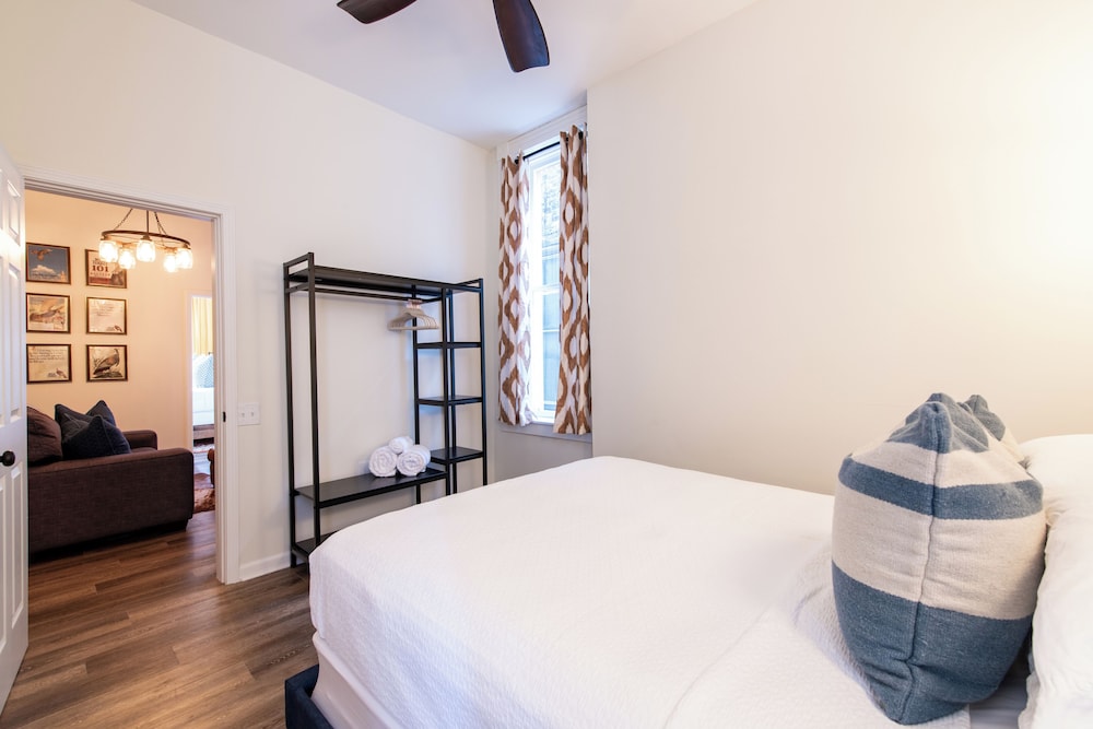 The Woodford Hotel - photo 6