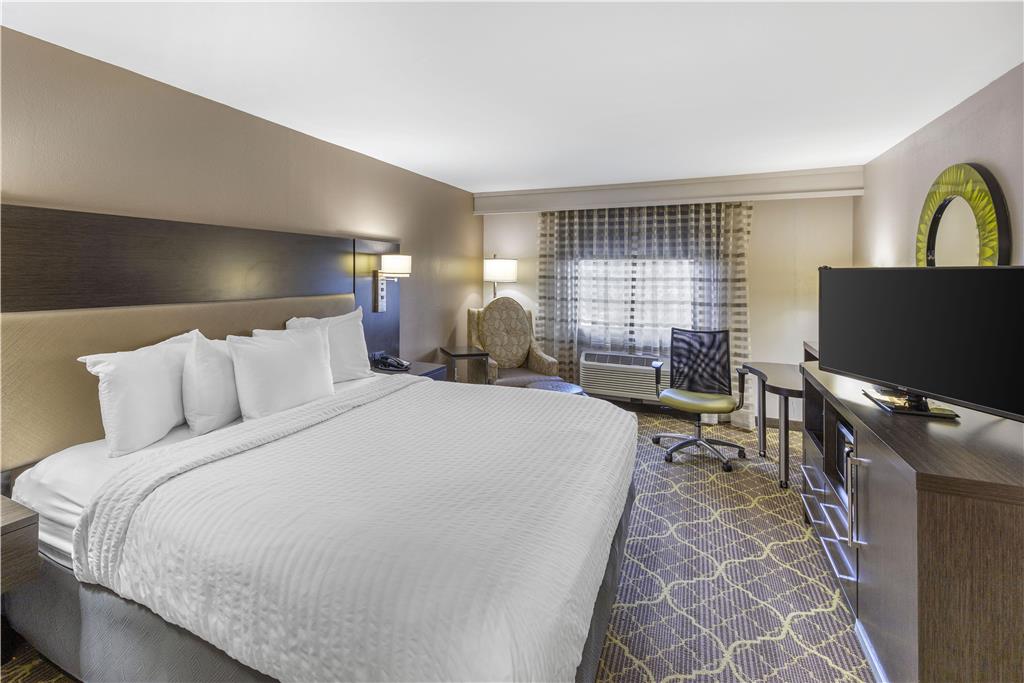 Best Western Plus Clemson Hotel & Conference Center - photo 17