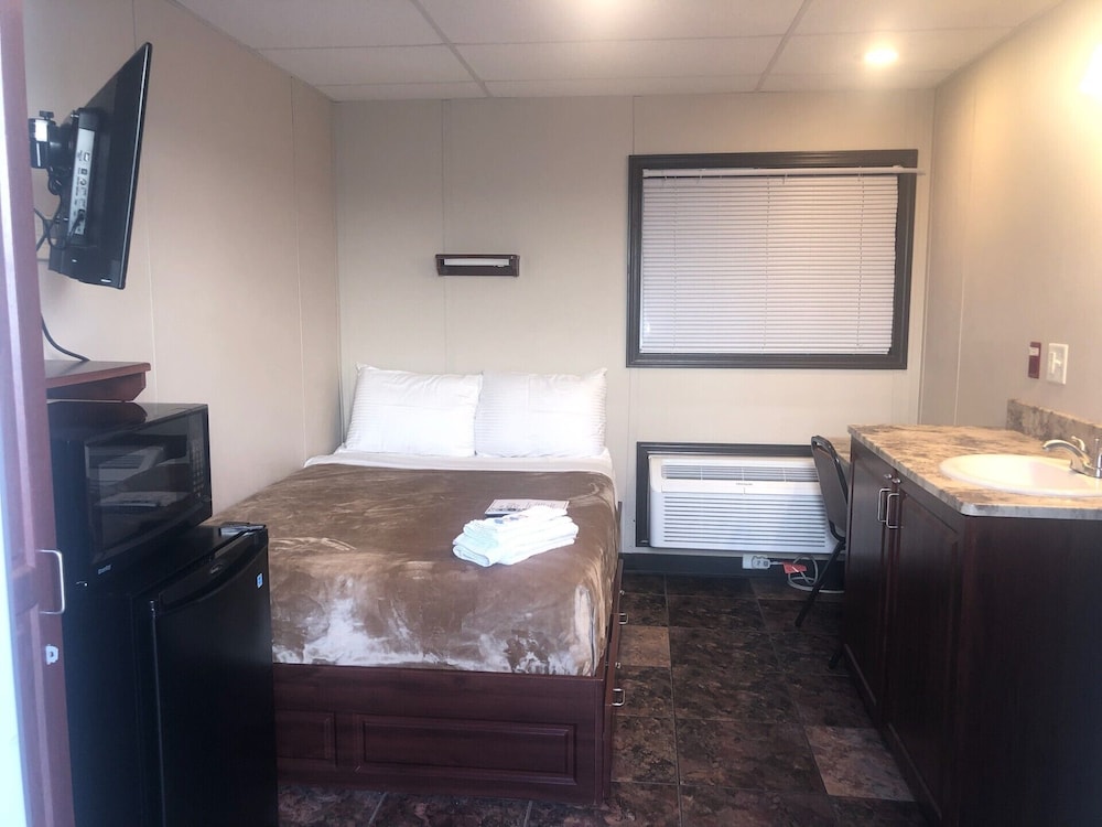 The Armadillo Hotel Karnes City - photo 3