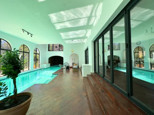 Riverside House with Indoor Pool — 4-Star Luxury Hotel in Johannesburg, South Africa