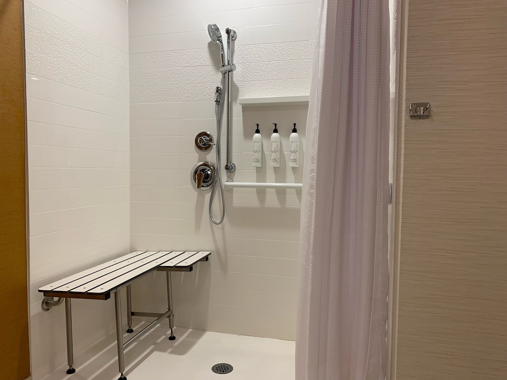 Fairfield Inn & Suites Athens - photo 19