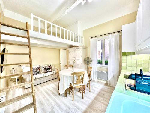 Ersextius Mjd Aix En Provence in Aix-En-Provence, France