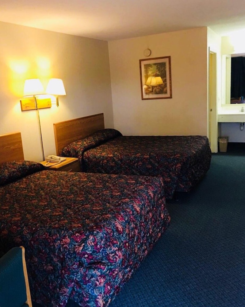 Rest Inn Motel - photo 8