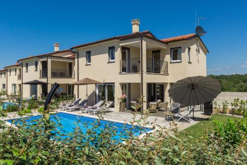 Villa Opal — 4-Star Luxury Hotel in Tar, Croatia