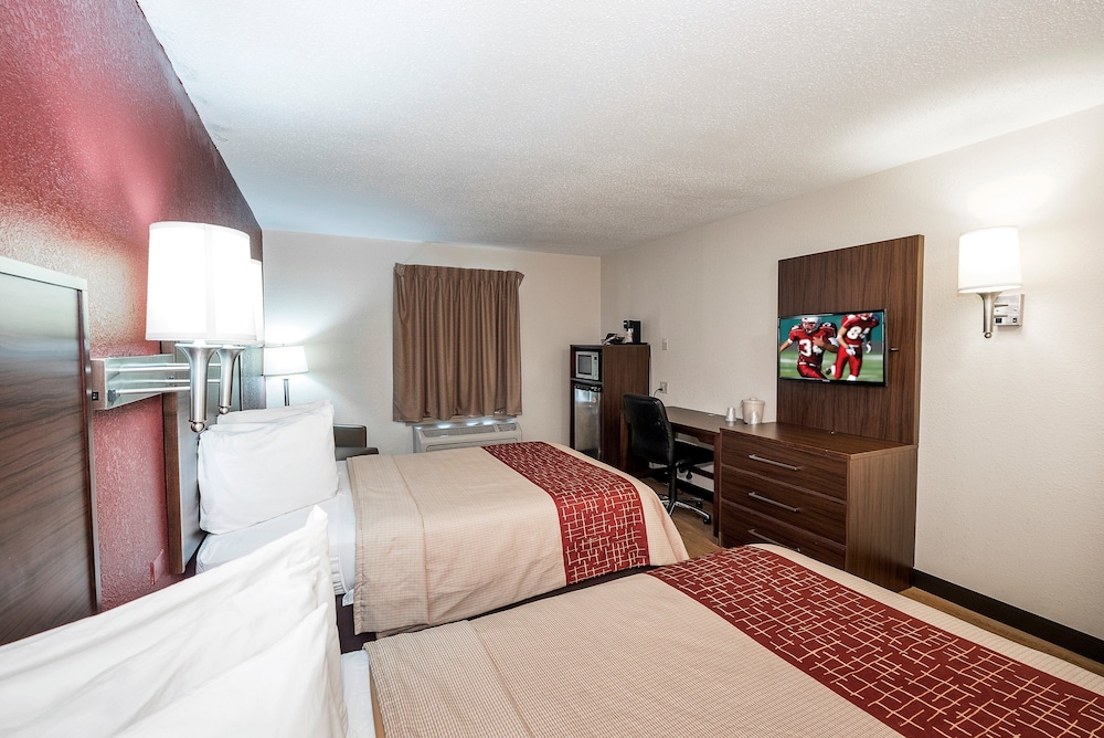 Red Roof Inn Lancaster - photo 11