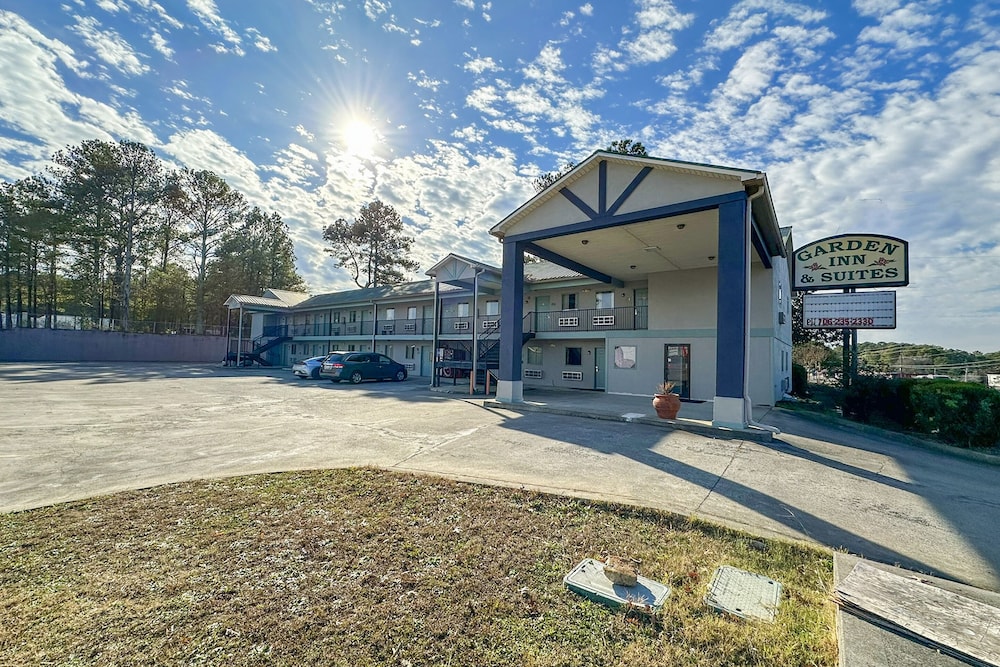 Garden Inn & Suites Rome Ga in Rome, United States