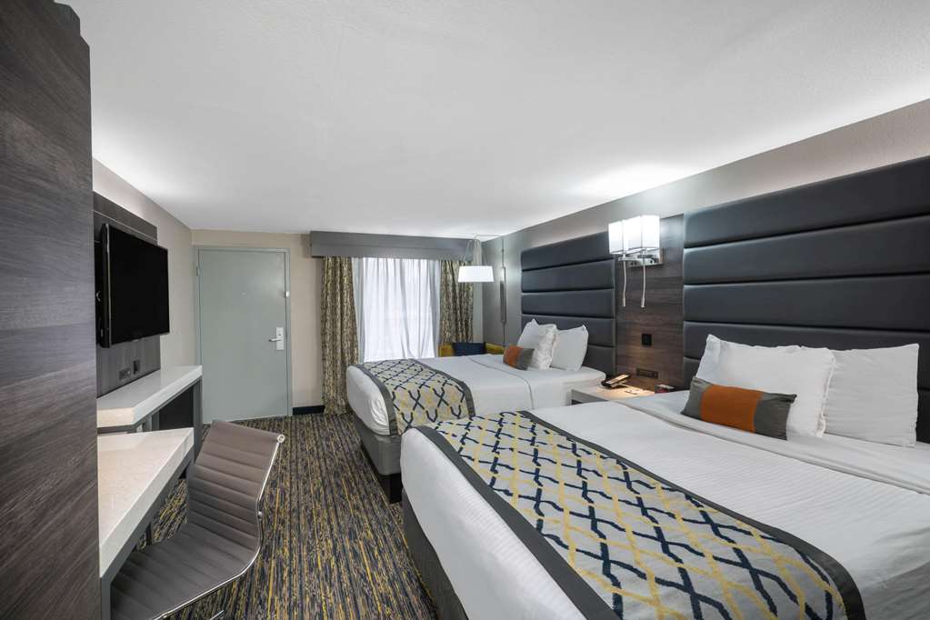 Baymont by Wyndham Murfreesboro - photo 10
