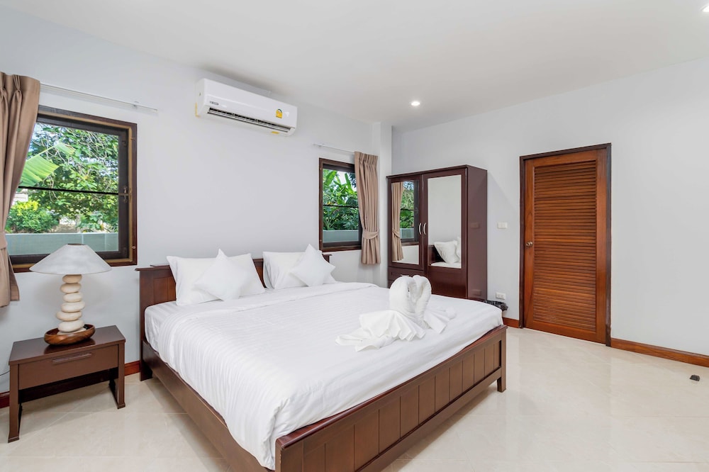 Poolside 3BR for Relaxed Stays V278 in Rawai, Thailand