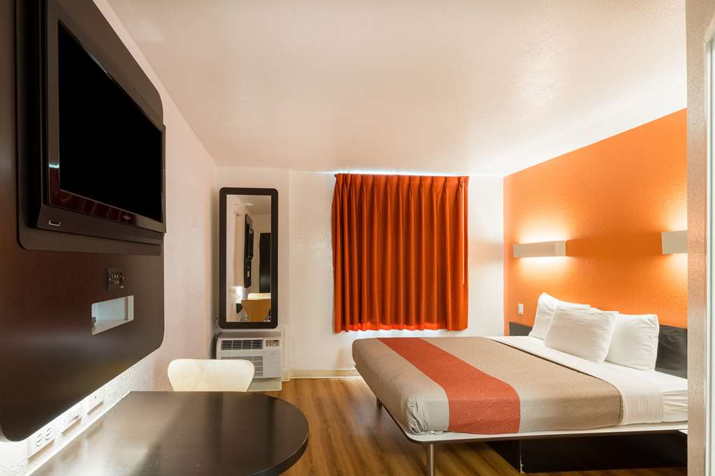 Motel 6 Irving TX DFW Airport North - photo 14