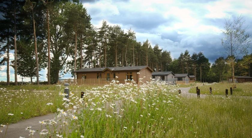 Hollicarrs Long Lane Lodge
