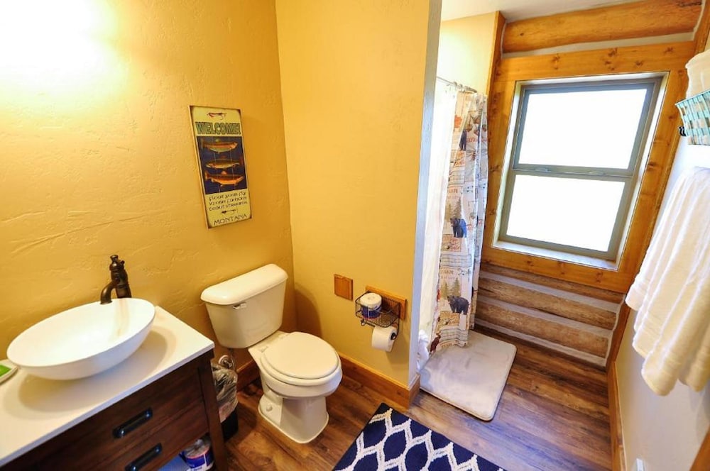Glacier Homestead - photo 39