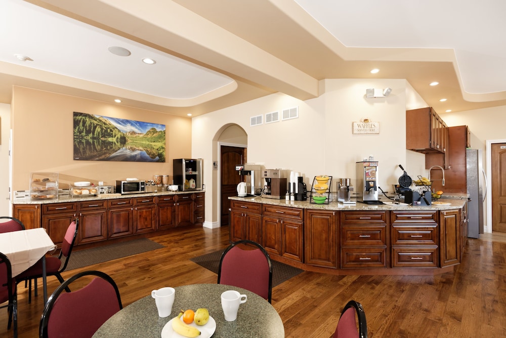 Glenwood Springs Inn - photo 33