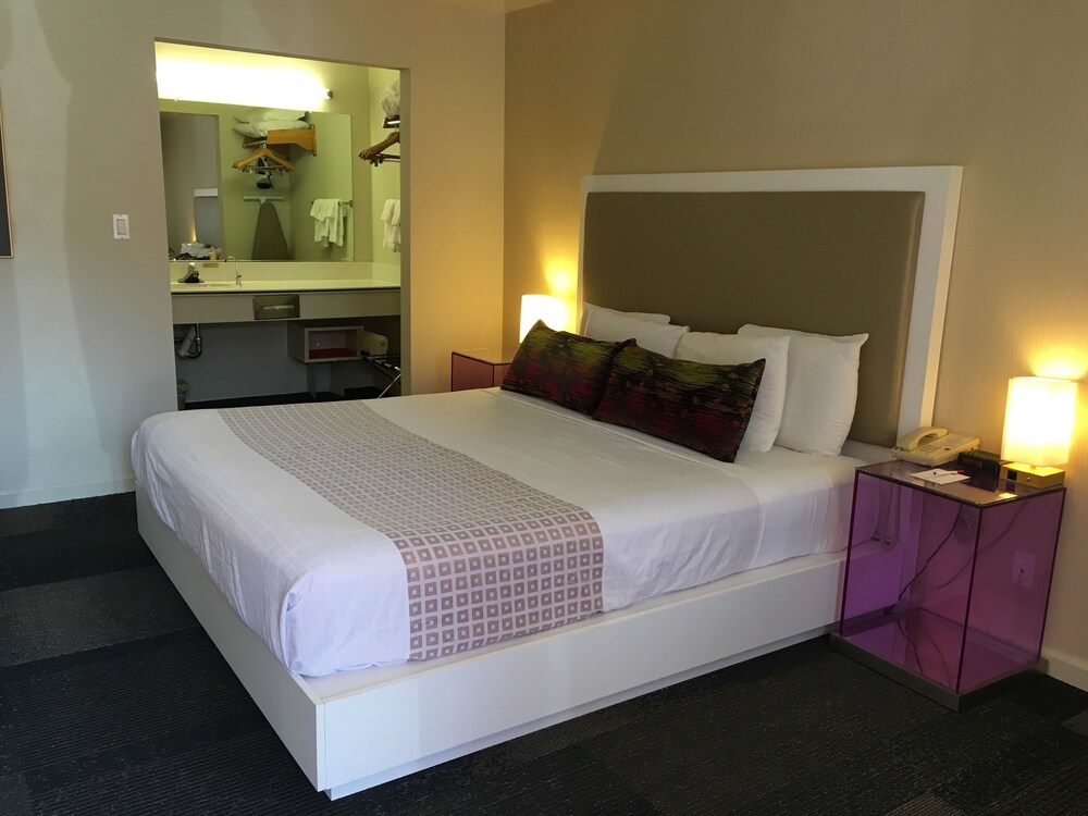 Inn at Golden Gate - photo 14