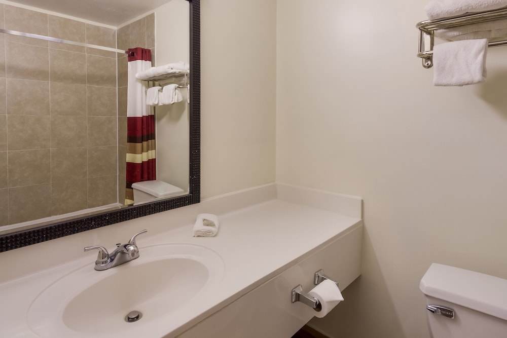 Red Roof Inn Crestview - photo 24