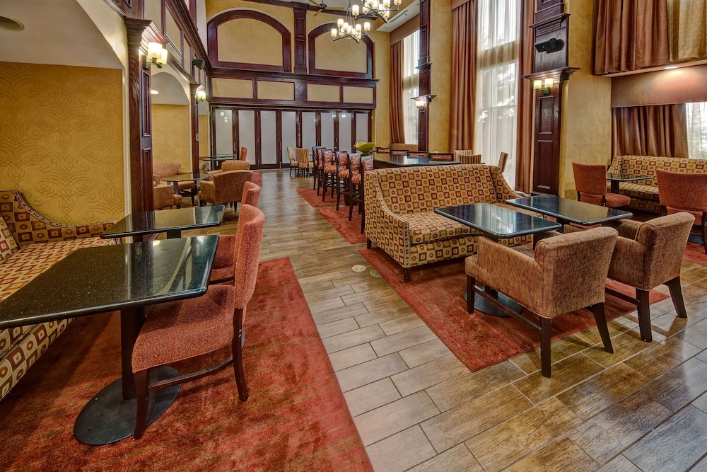 Hampton Inn Corsicana - photo 2