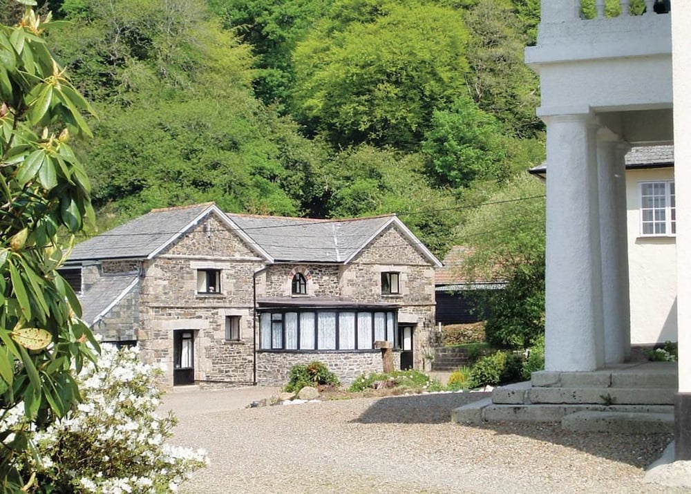 Lake View Villa Rosecraddoc Manor — 4-Star Luxury Hotel in Liskeard, United Kingdom
