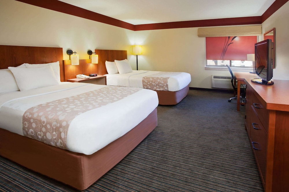 Travelodge by Wyndham Columbus State University — hotel near Columbus Airport