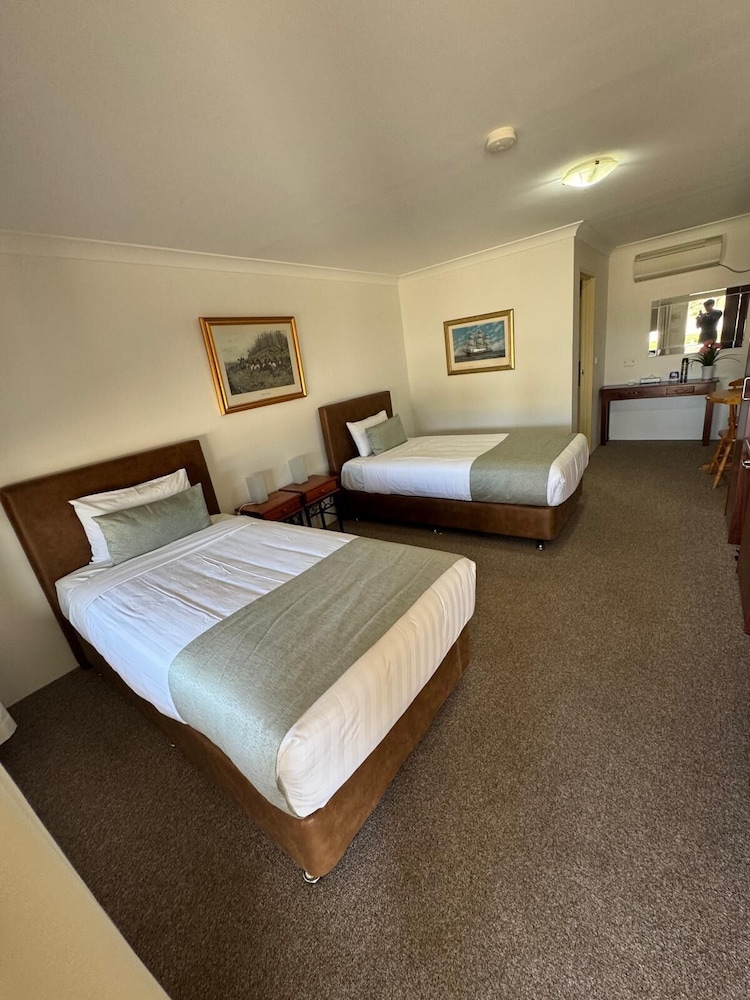 Marulan Motor Inn — Marulan — photo 4