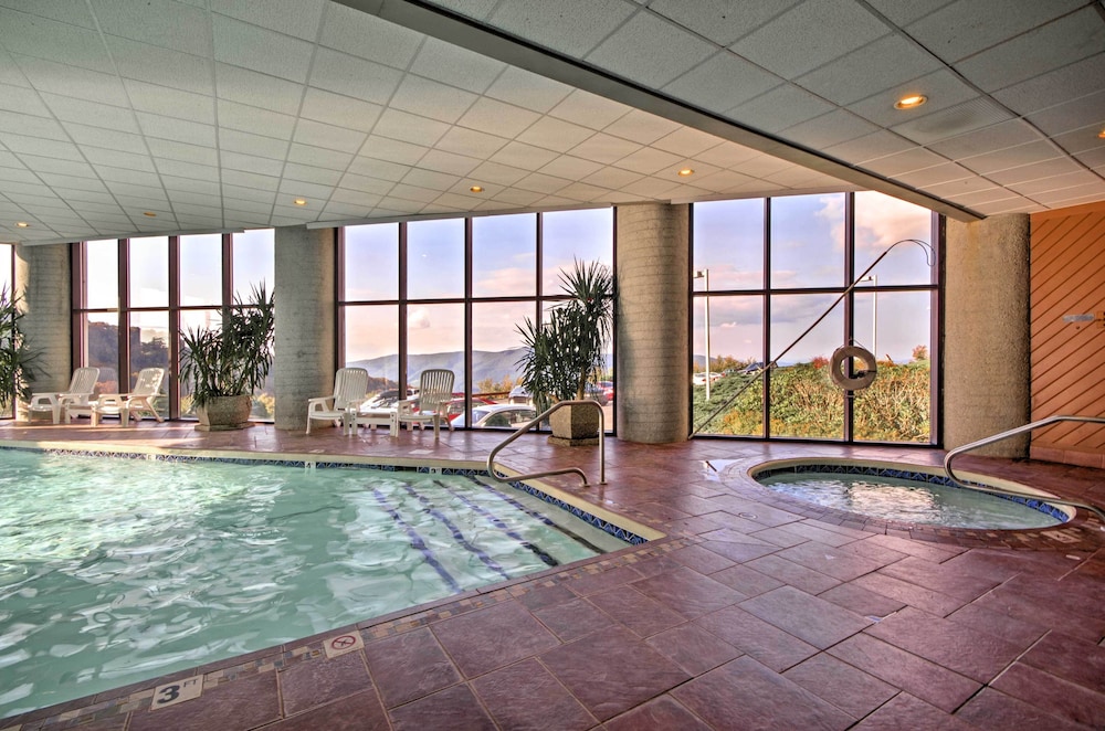 4 Mi to Sugar Mtn Resort: Condo w Indoor Pool - featured photo
