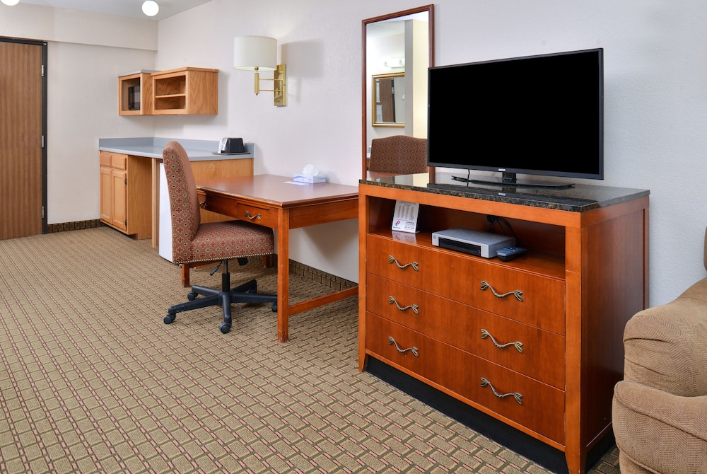 Cheyenne Guest Inn - photo 6