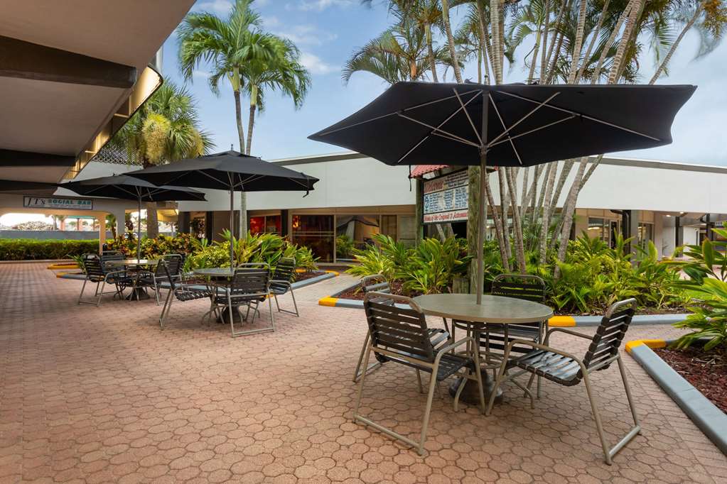 La Quinta Inn by Wyndham Cocoa Beach Port Canaveral - photo 28