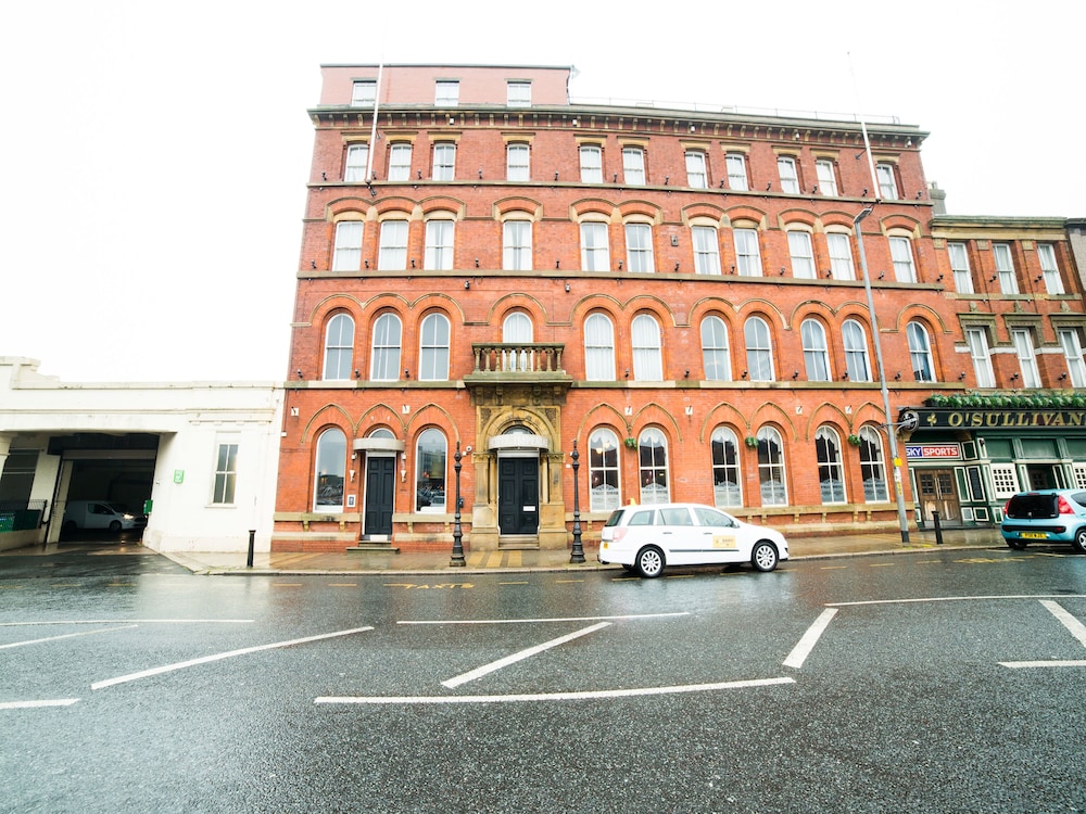 OYO Imperial Hotel — hotel in Barrow In Furness