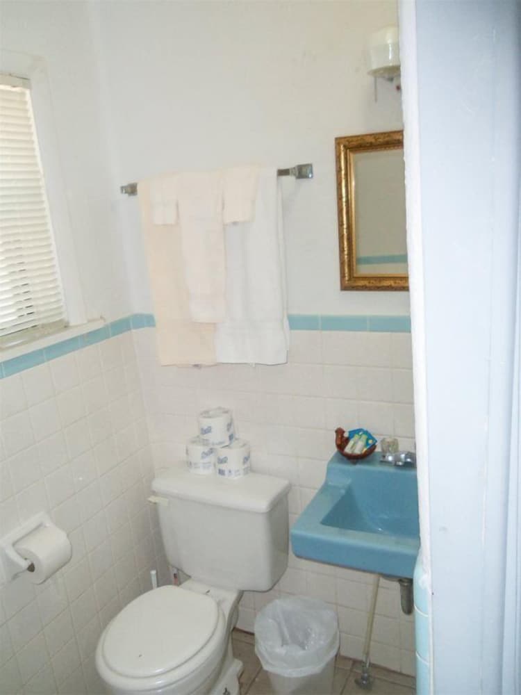 The Gold Pan Motel - photo 50