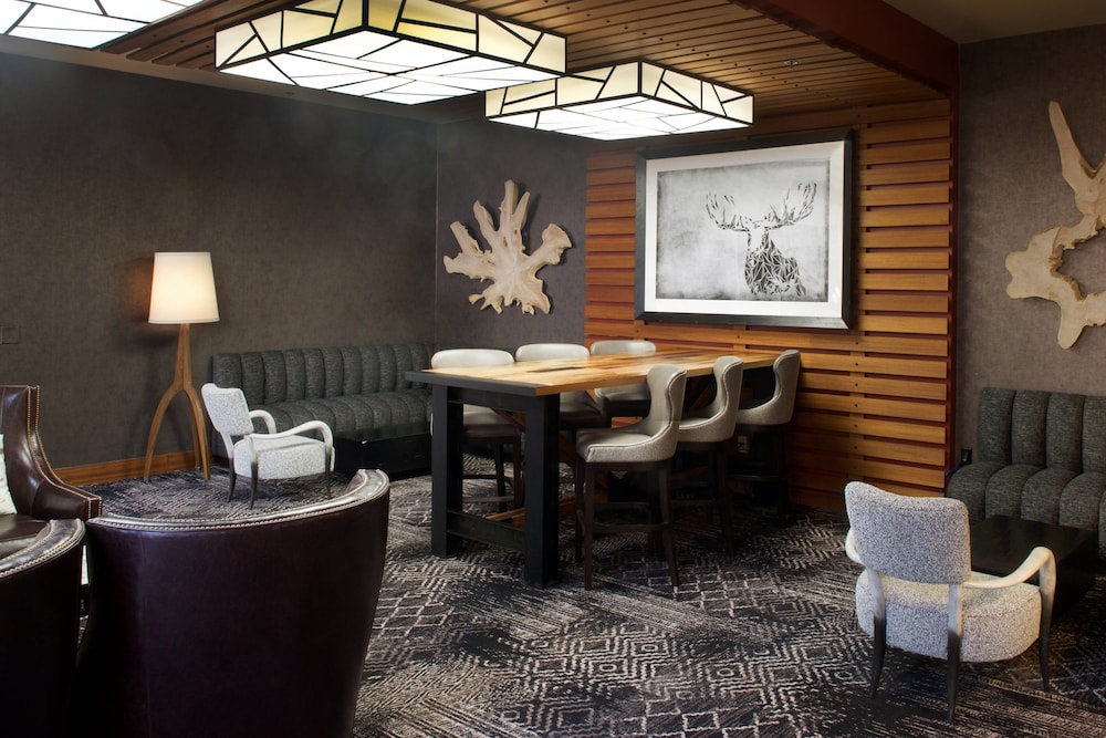 Sheraton Anchorage Hotel - photo 5