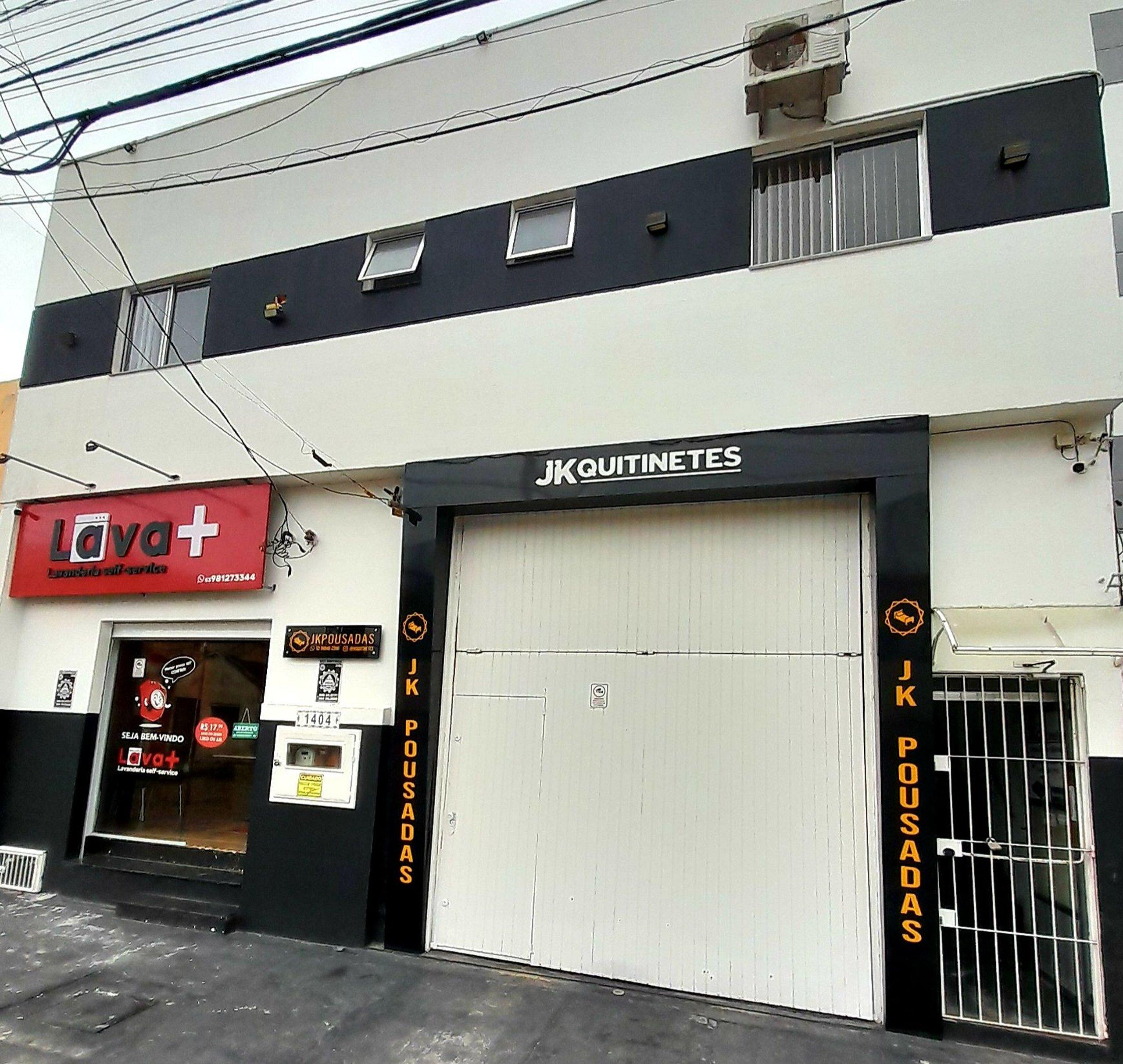 Jk Pousada Flat Economico Com Garagem Central in Pelotas, Brasil