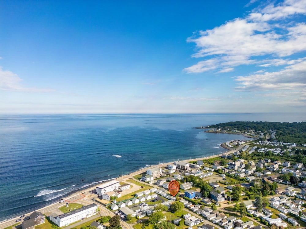 Just Beachy Shore Delight 2 Cozy Studios in York Beach, United States