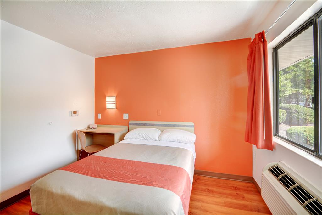 Motel 6 Southington CT Hartford - photo 8