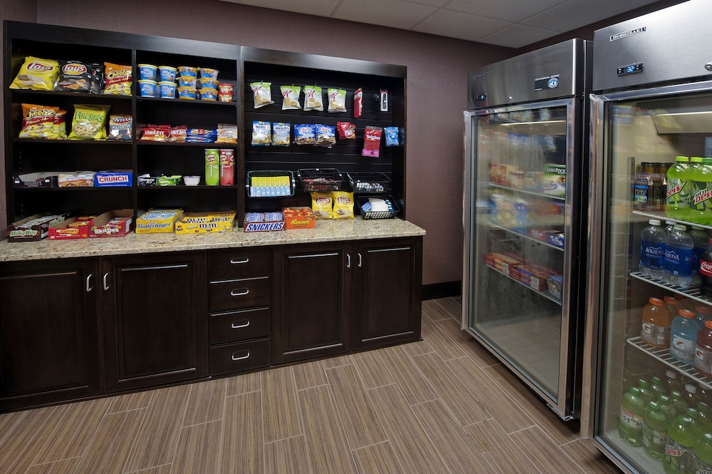 Holiday Inn Express Hotel & Suites Clearfield by IHG - photo 11