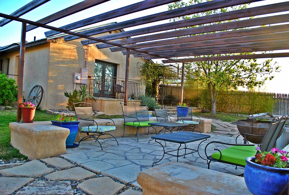 The Maverick Inn - photo 24