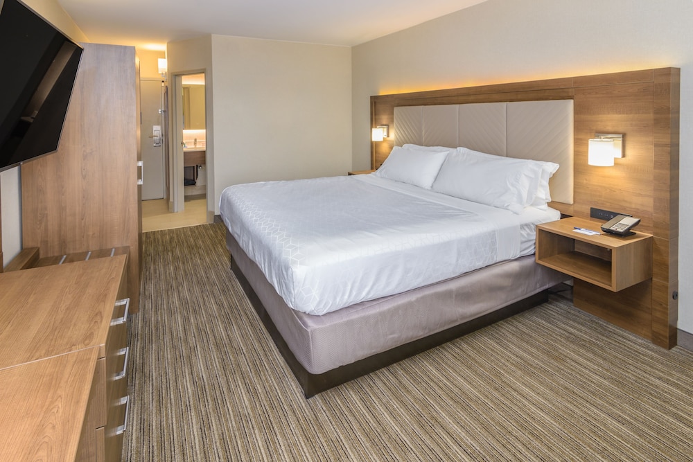 Holiday Inn Express Southington by IHG - photo 12