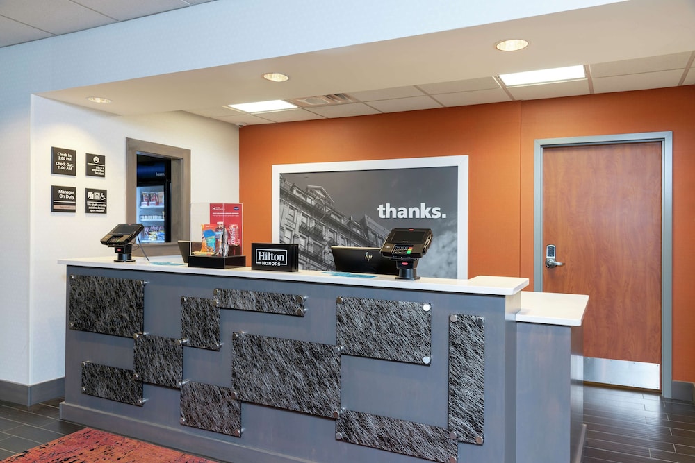 Hampton Inn Akron South - photo 5