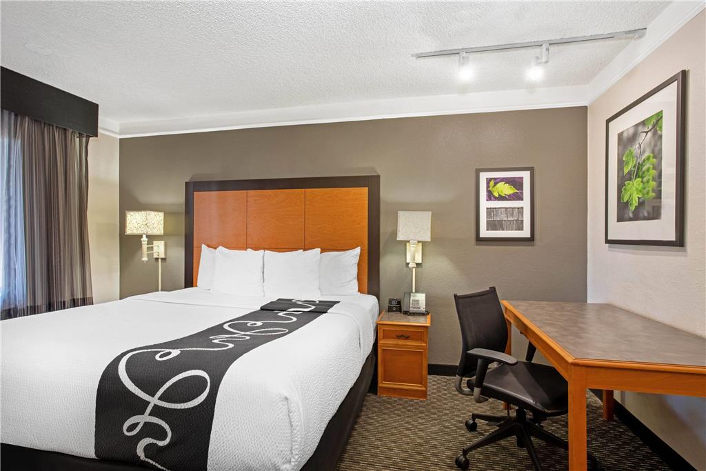 La Quinta Inn by Wyndham Tucson East - photo 18