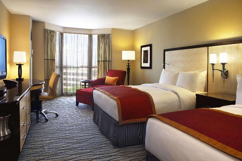 Hilton Rosemont Chicago O'Hare - photo 66
