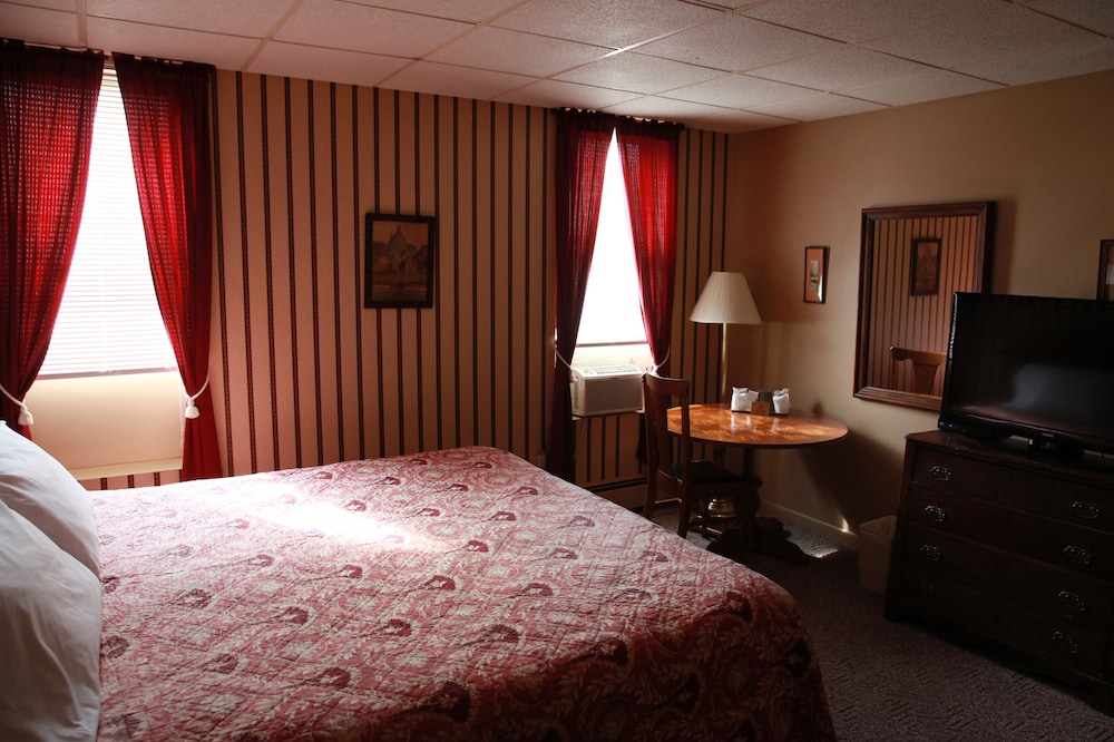 The Winter Inn - photo 10