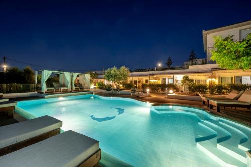 Homes Eva's garden Poolside Cozy Havens in Kos — 4-Star Luxury Hotel in Agios Dimitrios, Greece