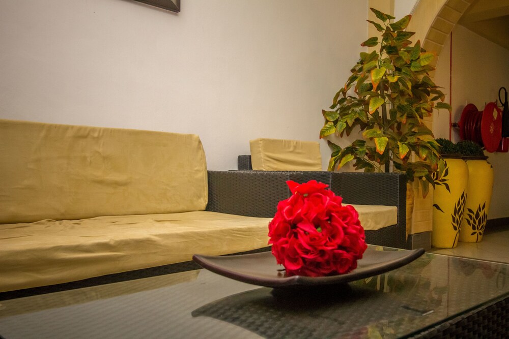 Meru Paramount Hotel — Meru — photo 5