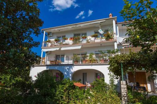 Apartment in Crikvenica 39351 — 4-Star Luxury Hotel in Crikvenica, Croatia