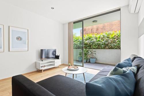 Sunshine Pacific A Spacious Boutique Stay — 4-Star Luxury Hotel in Sydney, Australia