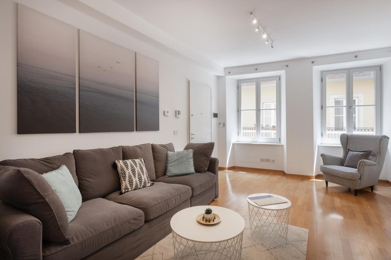 Tra i versi di Saba in centro a Trieste — 4-Star Luxury Hotel in Trieste, Italy