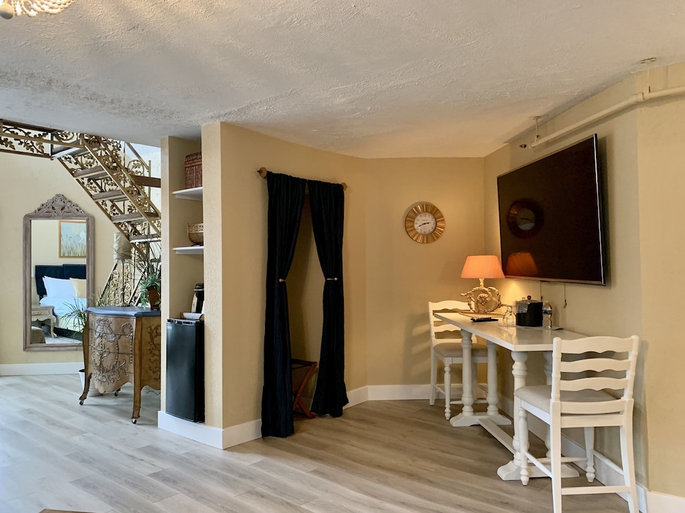 Hotel Frankfort & Restaurant - photo 86