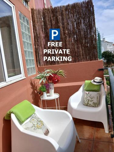 Balcony with View Graça Free Parking Lisbon — 4-Star Luxury Hotel in Lisbon, Portugal