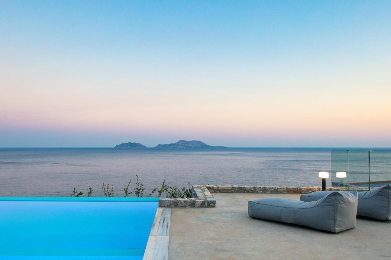 Seafront Elegant Villas with Infinity Pools & Devine Views — 4-Star Luxury Hotel in Agios Vasileios, Greece