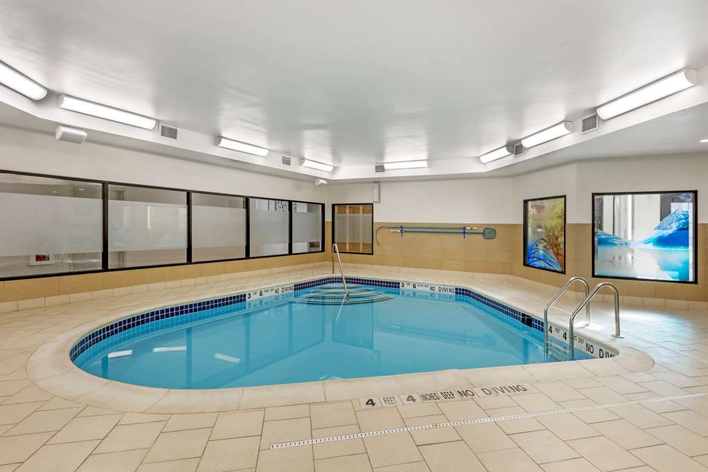Comfort Inn & Suites Verona at Turning Stone Resort Casino - photo 37