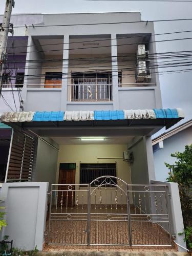 No 31 by Jaaoo HomeStay Betong 4 Bedroom — 4-Star Luxury Hotel in Betong, Thailand